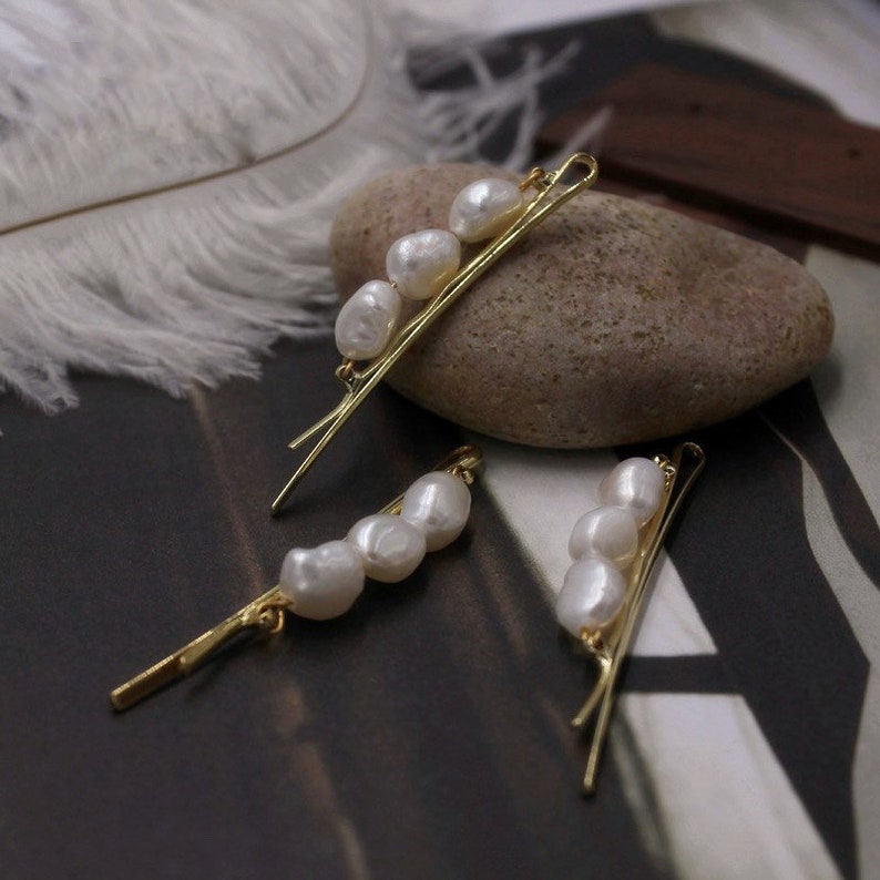 Freshwater Baroque Pearl Hair Clip in Gold or Silver, Bridesmaid Gifts, Hen Do Gift
