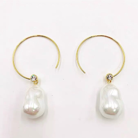 Boucles d’oreilles 18k Gold Large Resin Pearl Drop (une paire), boucles d’oreilles Gold Hoop