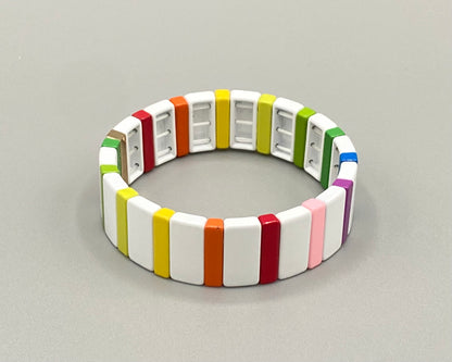 Breite, schmale Regenbogen-Mix-Emaille-Fliesenperlen, Colorblock-Armbänder, Emaille-Perlen, trendige Tila, Stretch-Armbänder, Boho-Armbänder, Geschenk für Sie